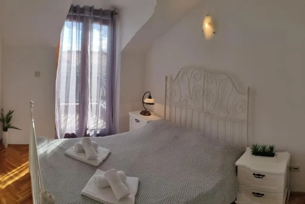 Apartment Navi Apartment, Seaview Trogir